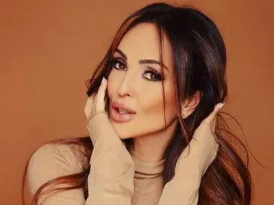 Глория от ВМА: Дано Бог и лекарите ми помогнат! (Певицата с усложнения от Ковид)