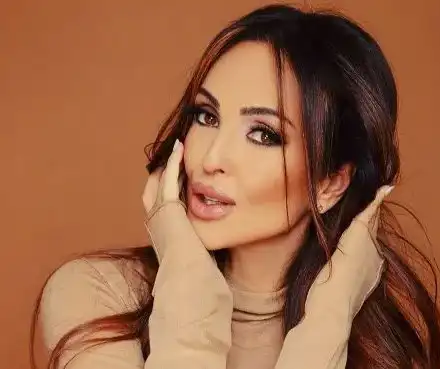 Глория от ВМА: Дано Бог и лекарите ми помогнат! (Певицата с усложнения от Ковид)