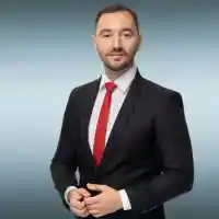 Хекимян уволни шефката си заради Цънцарова