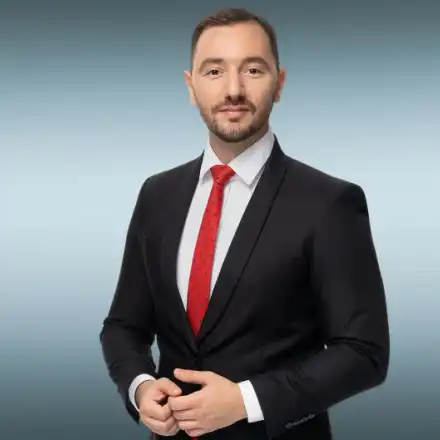 Хекимян уволни шефката си заради Цънцарова