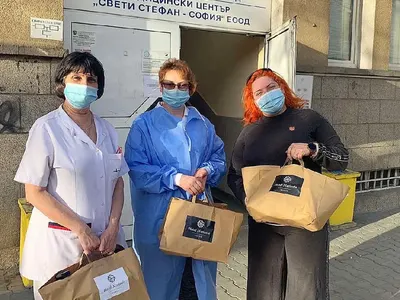 Хотел „Маринела\" не спира с благотворителните жестове! Осигурява помощ за семействата на медици, загубили живота си заради ковид