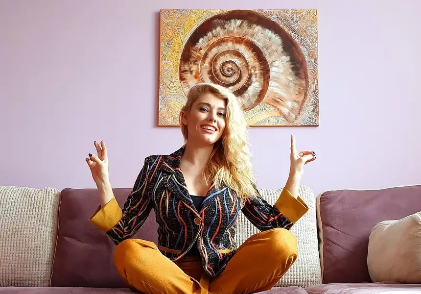 Йога за бременни прави всеки ден Ева Веселинова