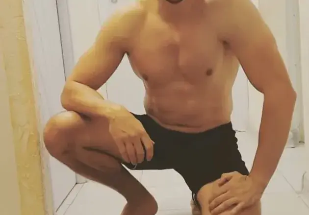 Ивайло Захариев превърна дома си във фитнес