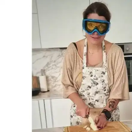 Кали се бори със сълзите