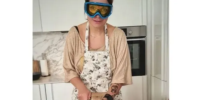 Кали се бори със сълзите