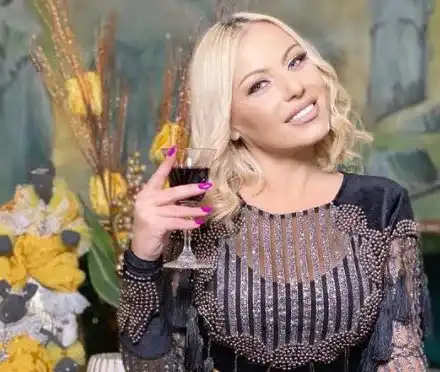 Камелия на 50 ПРОГОВОРИ за абортите! (Певицата загубила и близнаци)