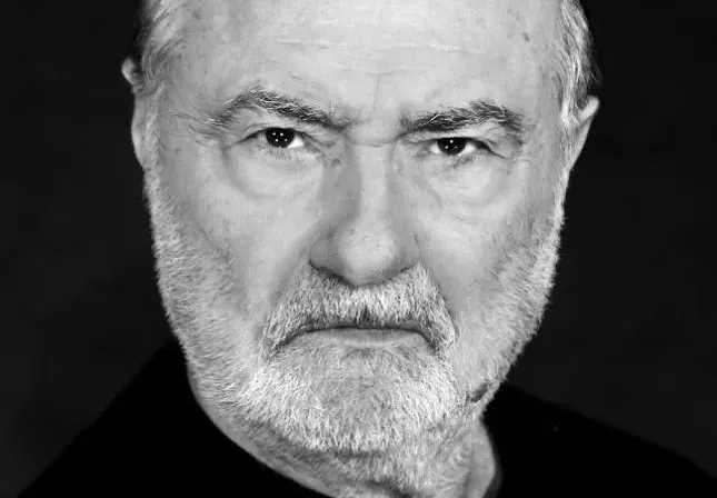 Капитан Петко Войвода щъка по чехли в големия студ
