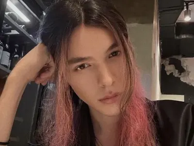 Китайци окрадоха Крис Костов! Певецът заплашва да ги съди, ако не свалят видеото