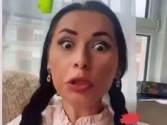 Кобилкина дава креватни съвети като Пипи Дългото чорапче