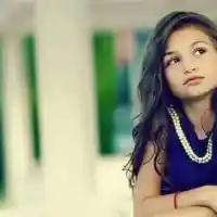 Крисия слиза от сцената?