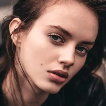 Криста по стъпките на Мария Бакалова