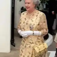 Лорд Евгени Минчев в акция: Облеченото от Яна - модна баничка без боза, Дони, Нети и Цитиридис, какви ги вършите и още + СНИМКА