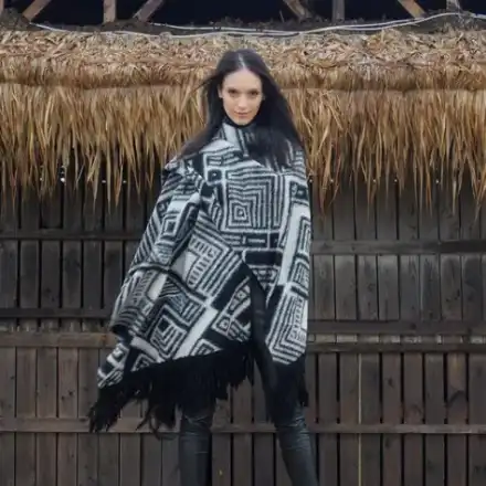 Луиза Григорова подготвя бара си за лятото