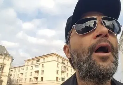Малък Тошко на Банско сам