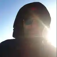 Малък Тошко на Банско сам