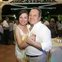 Мамалев се маже с крема на жена си