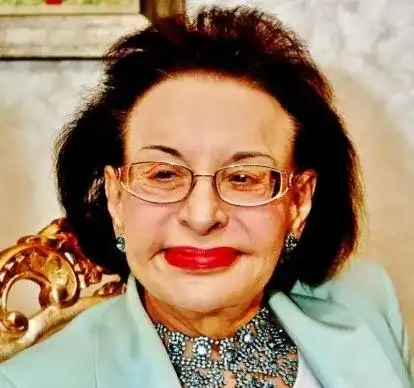 Милионерката Джулия Бул почина РАЗОРЕНА в старчески дом (Подробности)