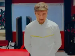 Миро пристана на Стоичков! Поп певецът рекламира новата му марка