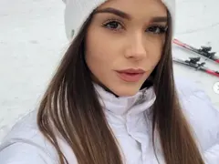Мис България 2018 мисли за кариера в чужбина! (Красавицата шокира с 9 тайни от личния си живот)
