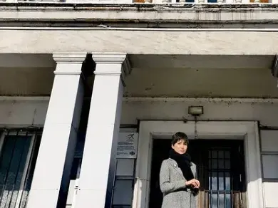 Мис България на работа в БАН