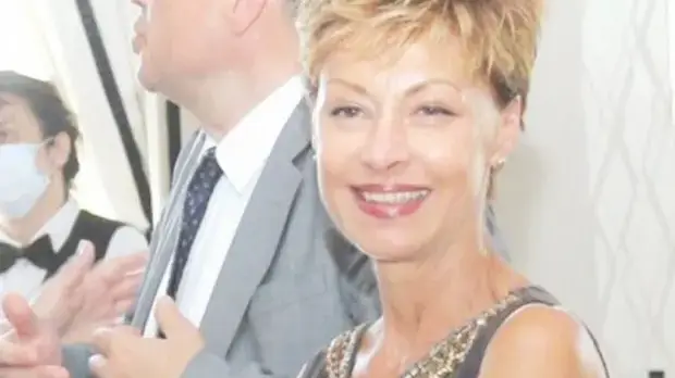 Радина Червенова вече е пенсионерка ( С Коко Каменаров си дадоха втори шанс)