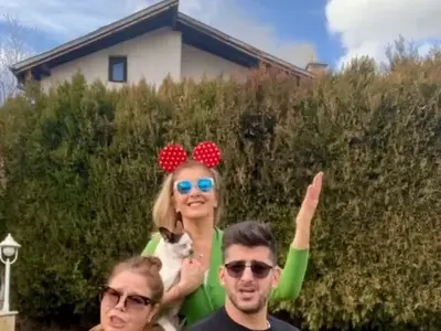 Сърце от камък: Сашо Кадиев купонясва, докато жена му погребва брат си