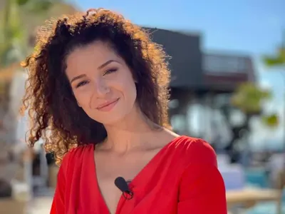 Сестрата на Нети се похвали с нов дом