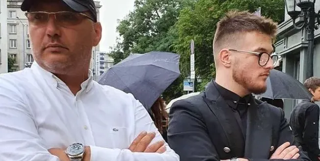 Синът на шеф Манчев с нов джип!