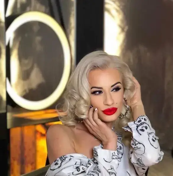 След Черната Златка: Адреналинката Яна захапа моделка