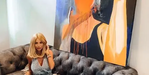Ти да видиш! Гущерова стана колекционер на картини