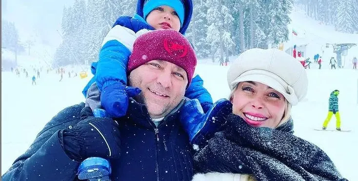 Тоца прави сина си скиор!