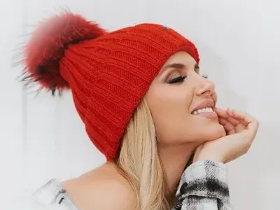 Умили мрежата! Анелия гушка бебе (ФОТО)