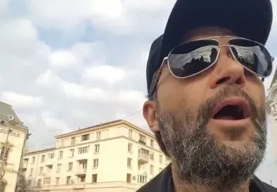 Малък Тошко на Банско сам