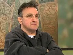 Зуека продаде картини за 8 бона! Актьорът нее хващал четката от дете (За месец нарисувал 42 творби)
