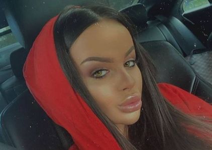 Сузанита пее за опиати