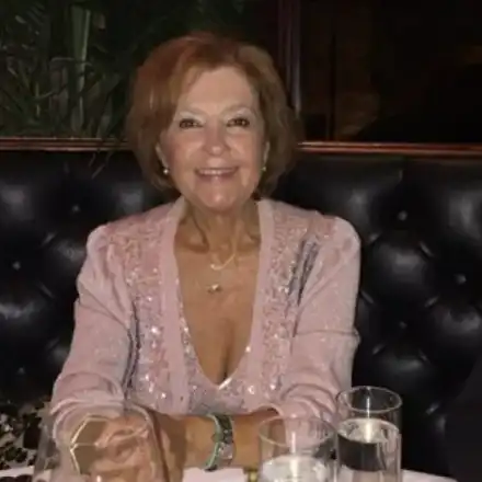 Анахид Тачева се шири в апартамент за 5 млн в Ню Йорк