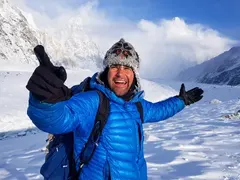 Атанас Скатов зарязал науката заради баирите (Българинът слизал от К2 без пикели, имал стомашна инфекция)