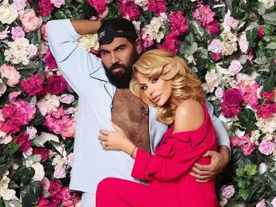 Азис първа дружка с майката на Светлана