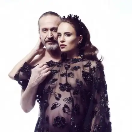 Бременната Радина Кърджилова се пусна без дрехи