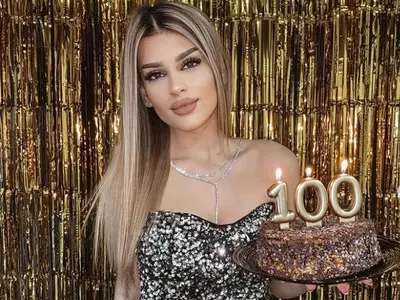 Данна удари стотака