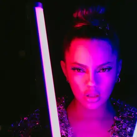 Дара на съд за плагиатство: Певицата нагло окраде клиповете на Бионсе