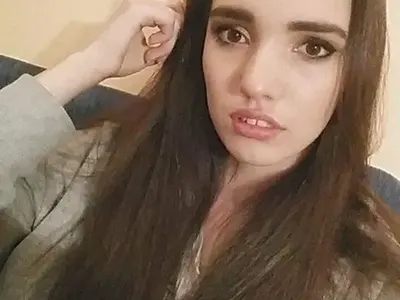 Дъщерята на Милянкова с ново гадже (Снимки)