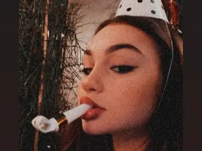 Детето-чудо порасна! Крисия подпали мрежата със СНИМКИ по бански