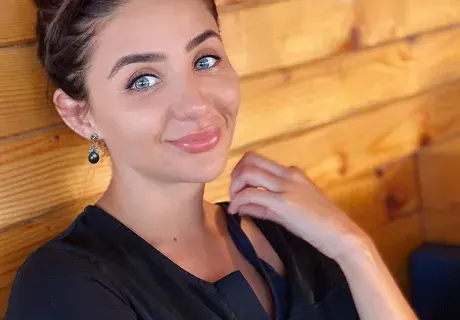 Елен Колева се обезобрази до неузнаваемост
