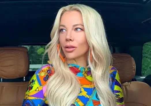 Емилия конкурира Фики с нелеп английски (Вижте как се изложи)