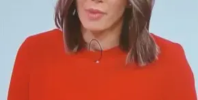 Емилия шашна с напълно нова визия (Фото)