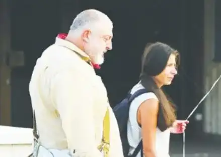 Ето я жената на Ути!