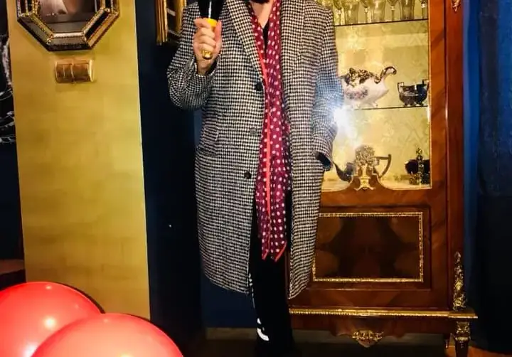 Евгени Минчев се втали в карантината