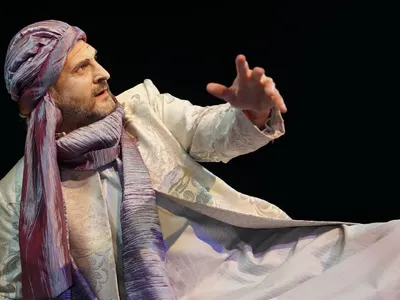 Юлиан Константинов пропял пак, след като се развел