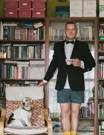 Юлиян Вергов: Затворете театрите!